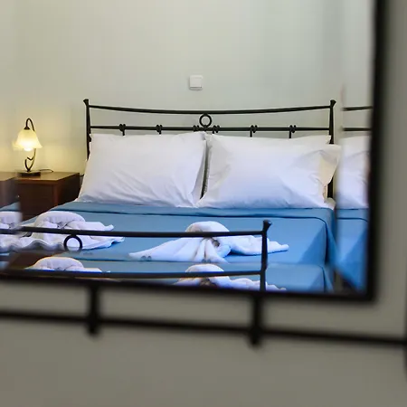 Tesori Villa Dassia (Corfu)